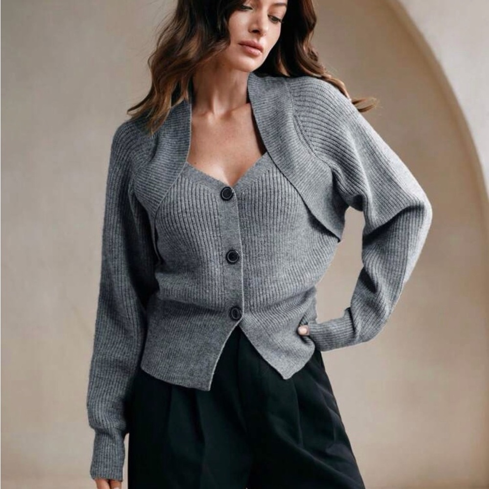 Chic Gray Women's Cardigan Sweater